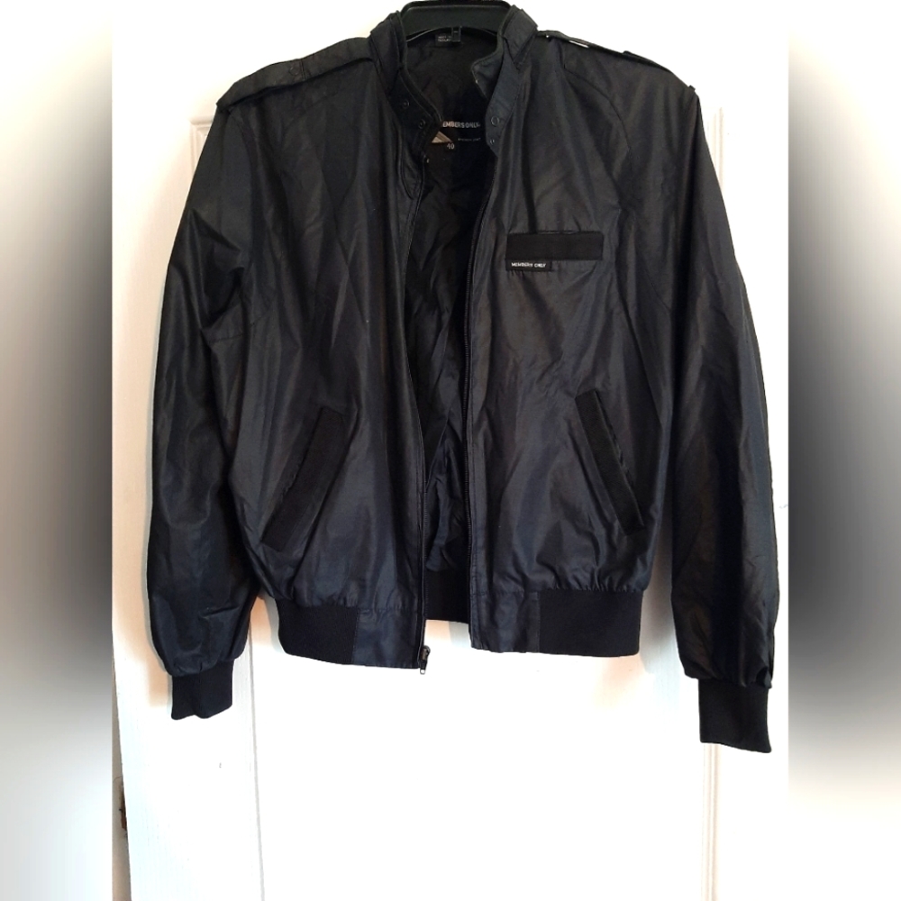Vintage Member's Only jacket men's size 40 (equivalent to size L)